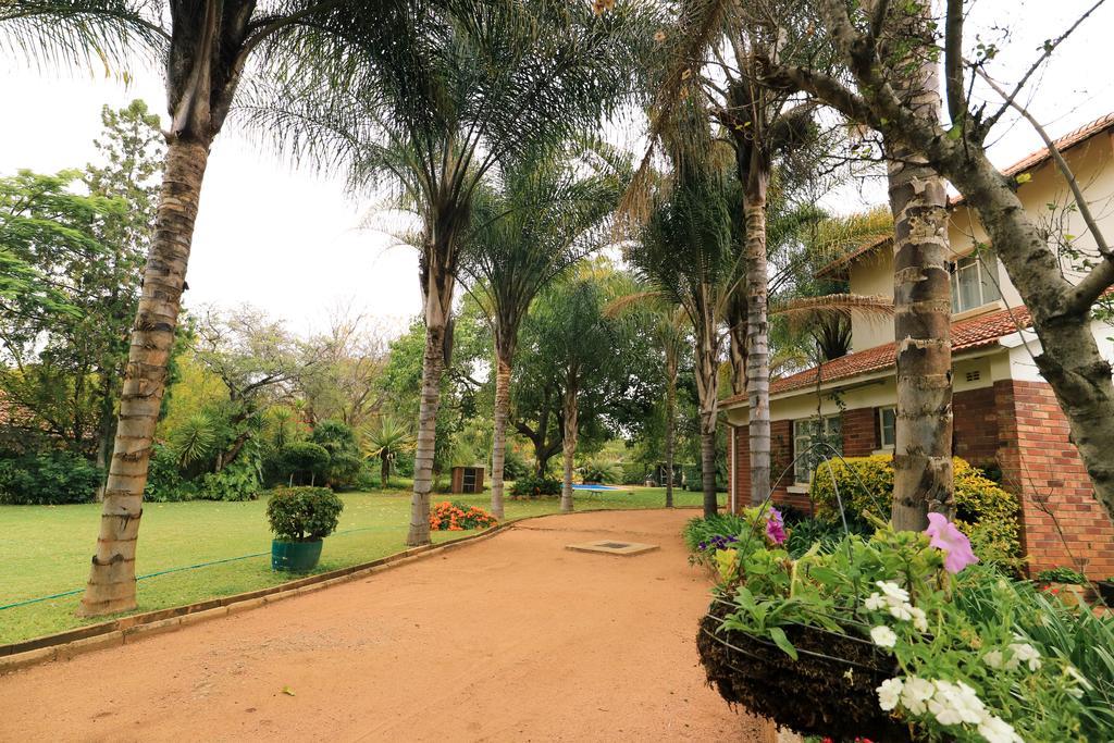 Hillside Manor Hotel Bulawayo Exterior foto